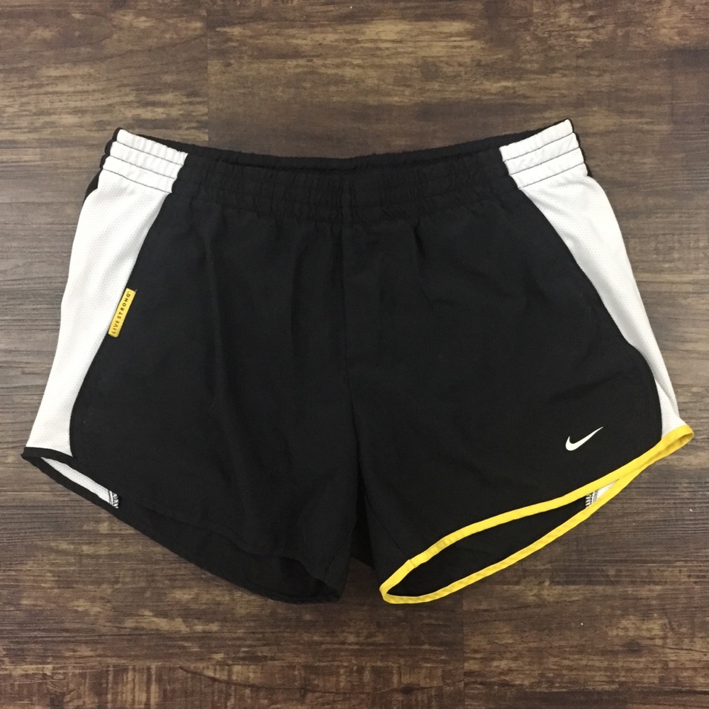 Nike Tempo Running Shorts Livestrong Women Small